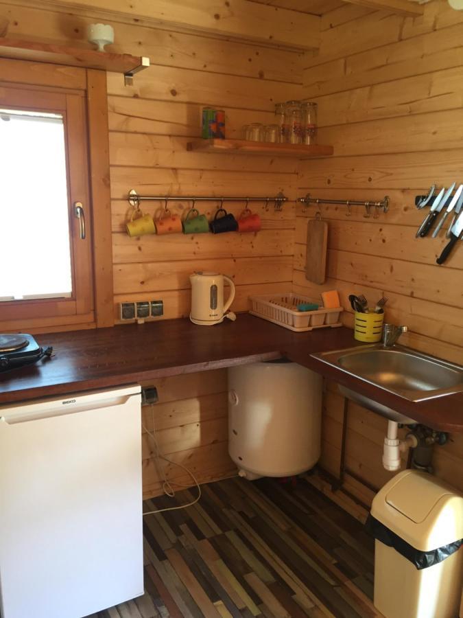 Pokoje I Domki Letniskowe Bros Dziwnow Luaran gambar